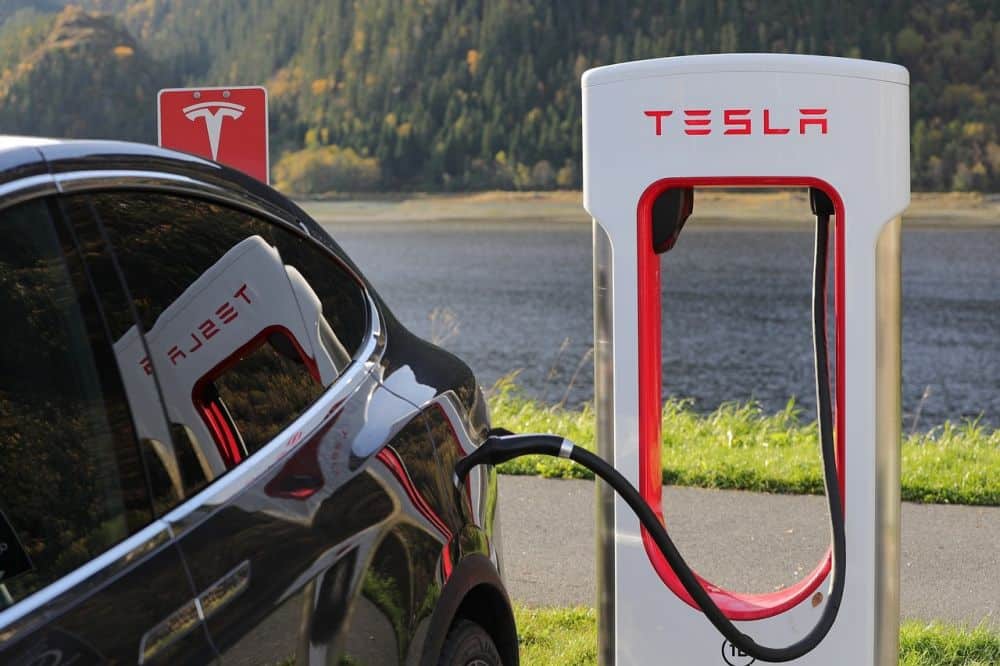 Hvad koster en ny Tesla?